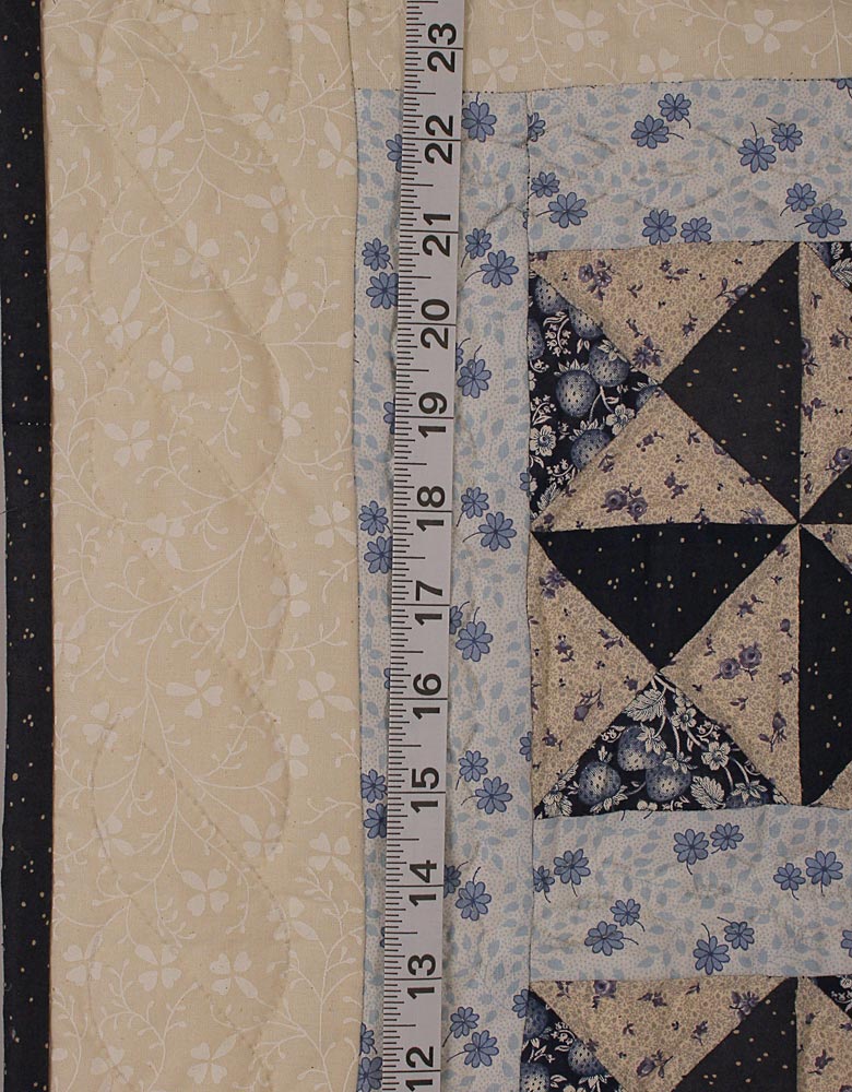 Spinning Windmils Amish Patchwork Wall Hanging Quilt W14005PVSS