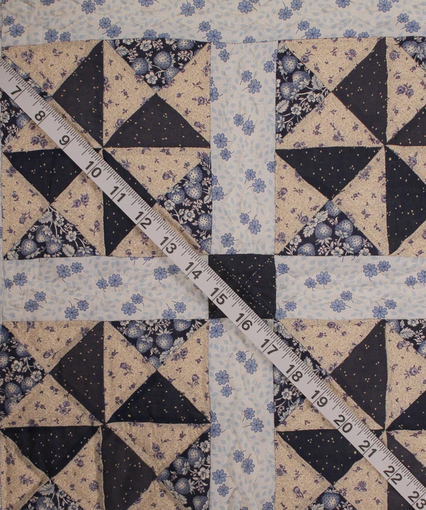 Spinning Windmils Amish Patchwork Wall Hanging Quilt W14005PVSS