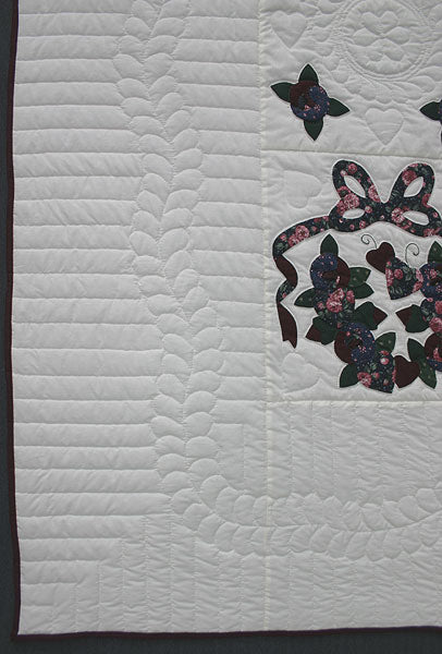 Mini Country Roses Applique Amish Quilt 98x109