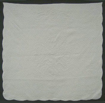 Hearts Wholecloth Amish Quilt 112x116