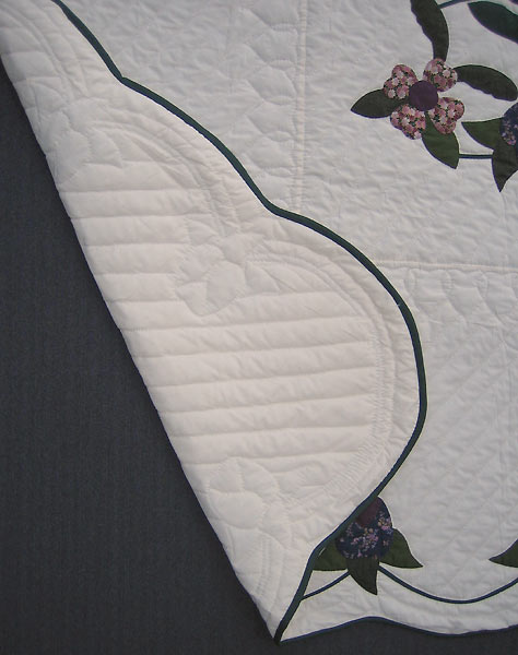 Victorian Basket Flowers Amish Quilt 103x111