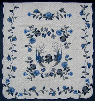 Dove Applique Amish Quilt 103x113