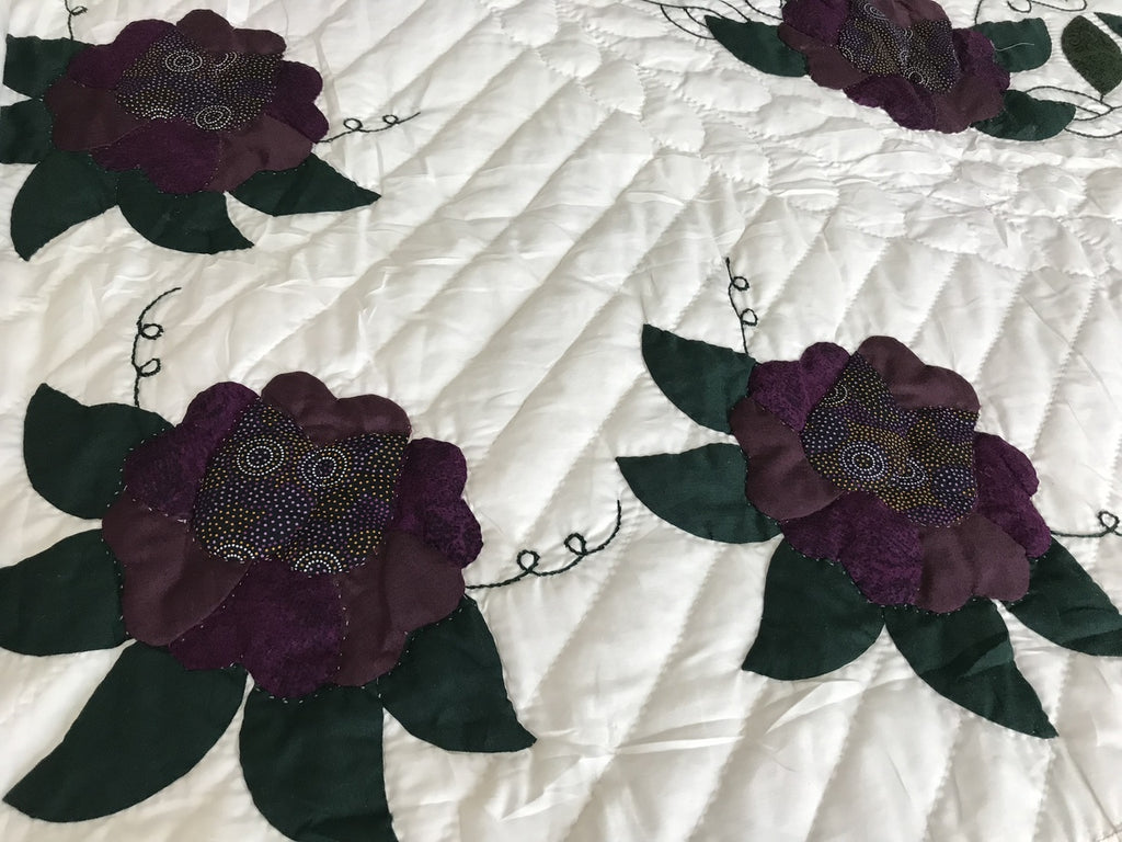Country Flower Wreath Applique