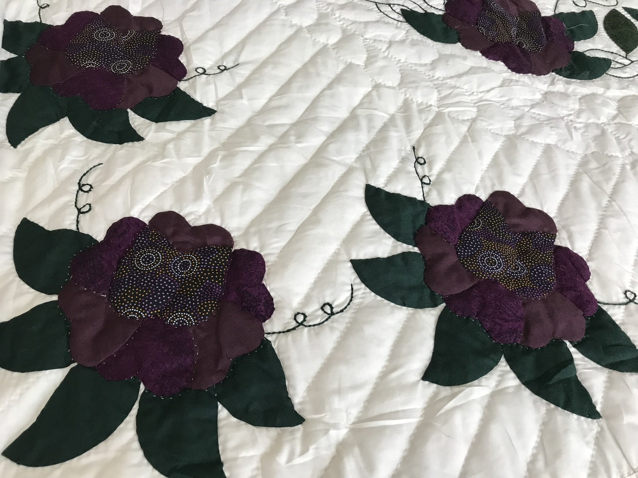 Country Flower Wreath Applique
