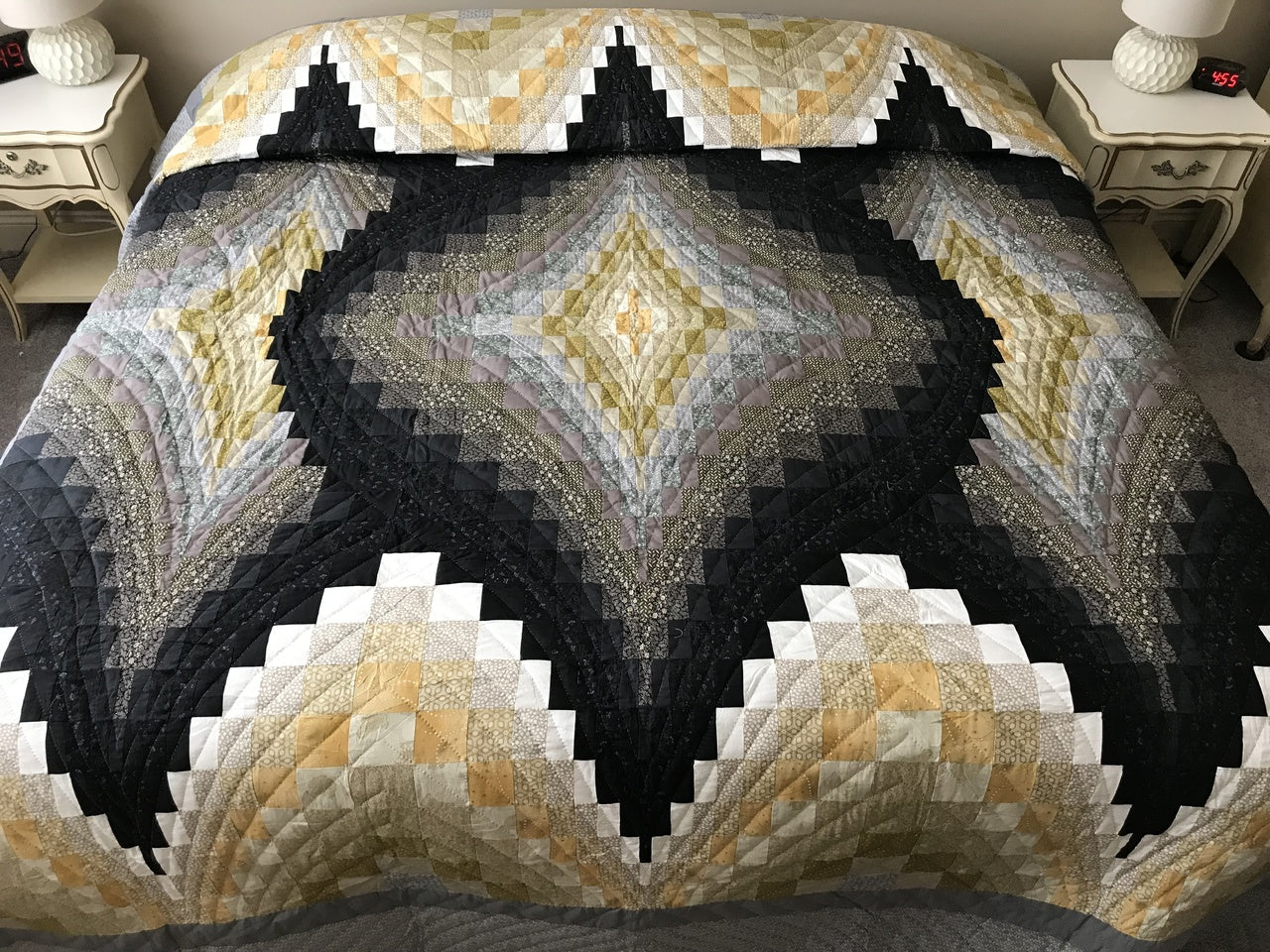 Diamond Reflection Bargello