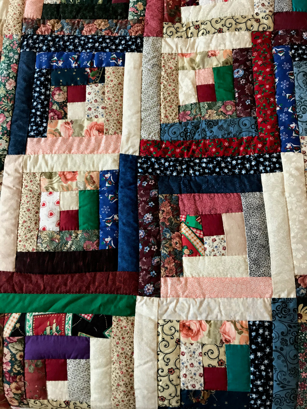 Grandmas Scrap Log Cabin Patchwork Amish Quilt 99x108