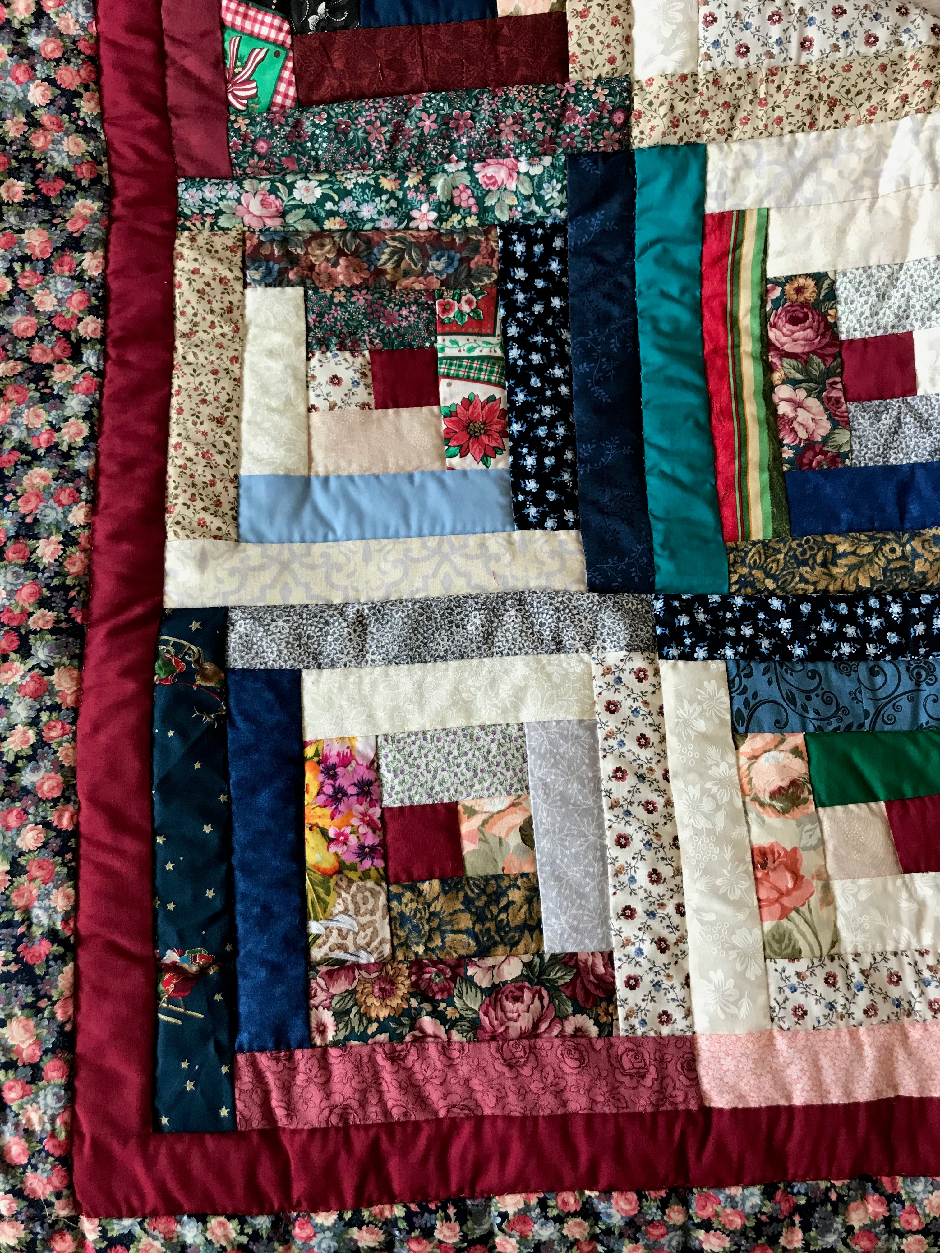Grandmas Scrap Log Cabin Patchwork Amish Quilt 99x108
