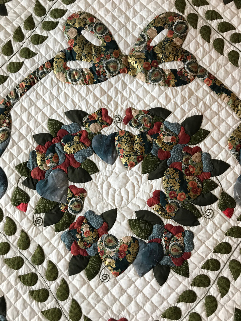 Country Rose Medallion Applique