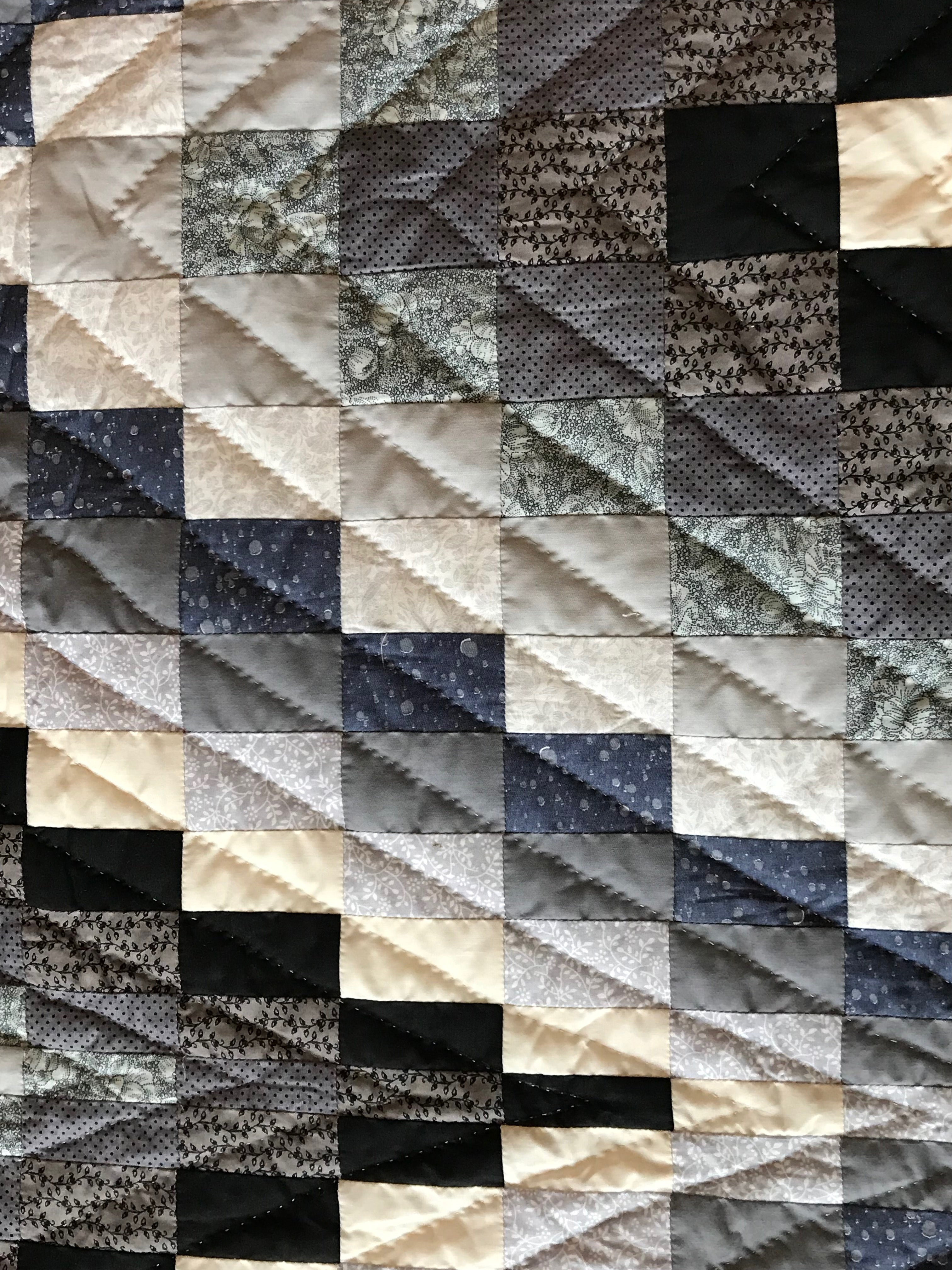Diamond Reflection Bargello