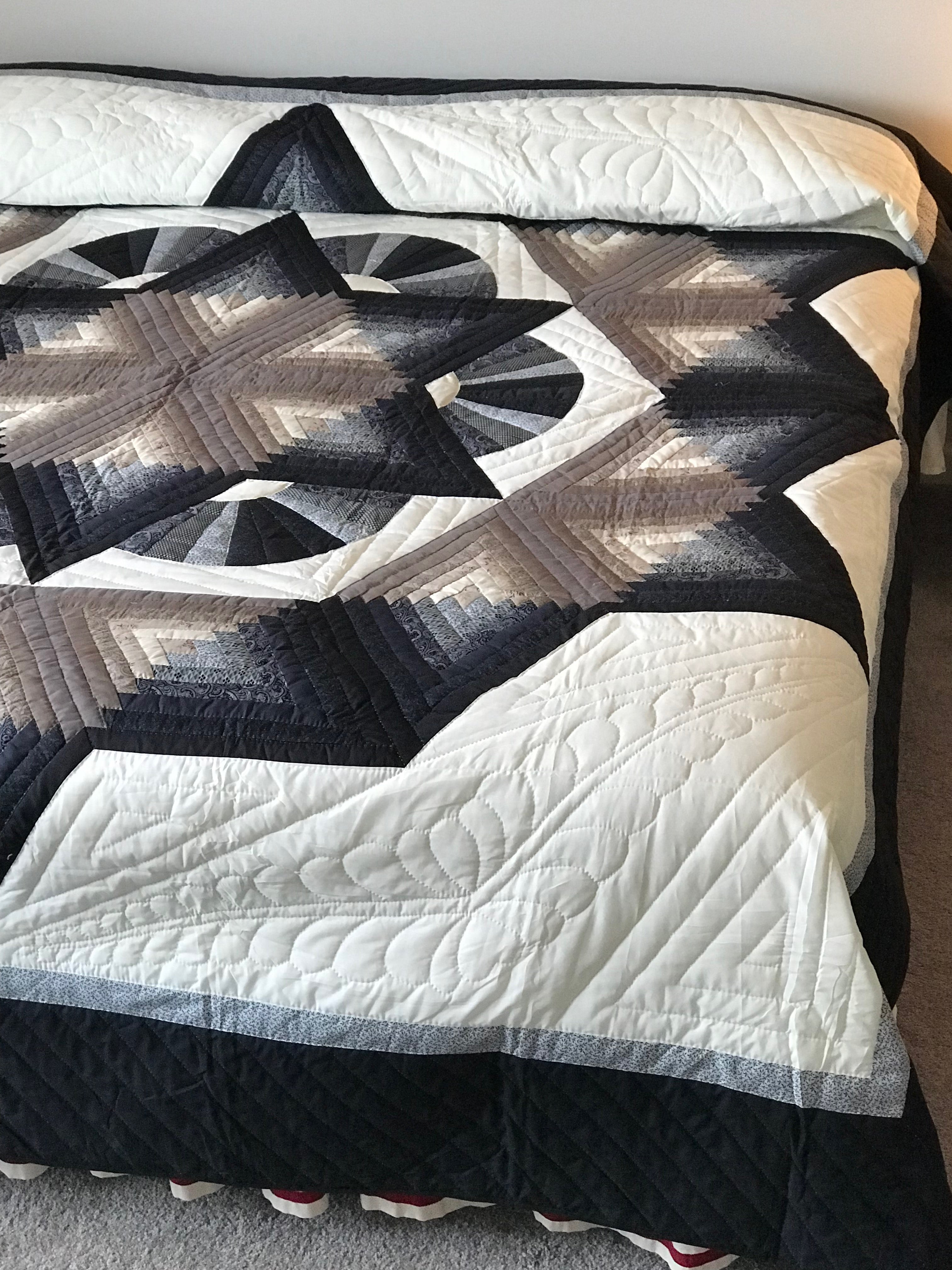 Broken Fan Star Patchwork Amish Quilt 102x114. V130.HMA