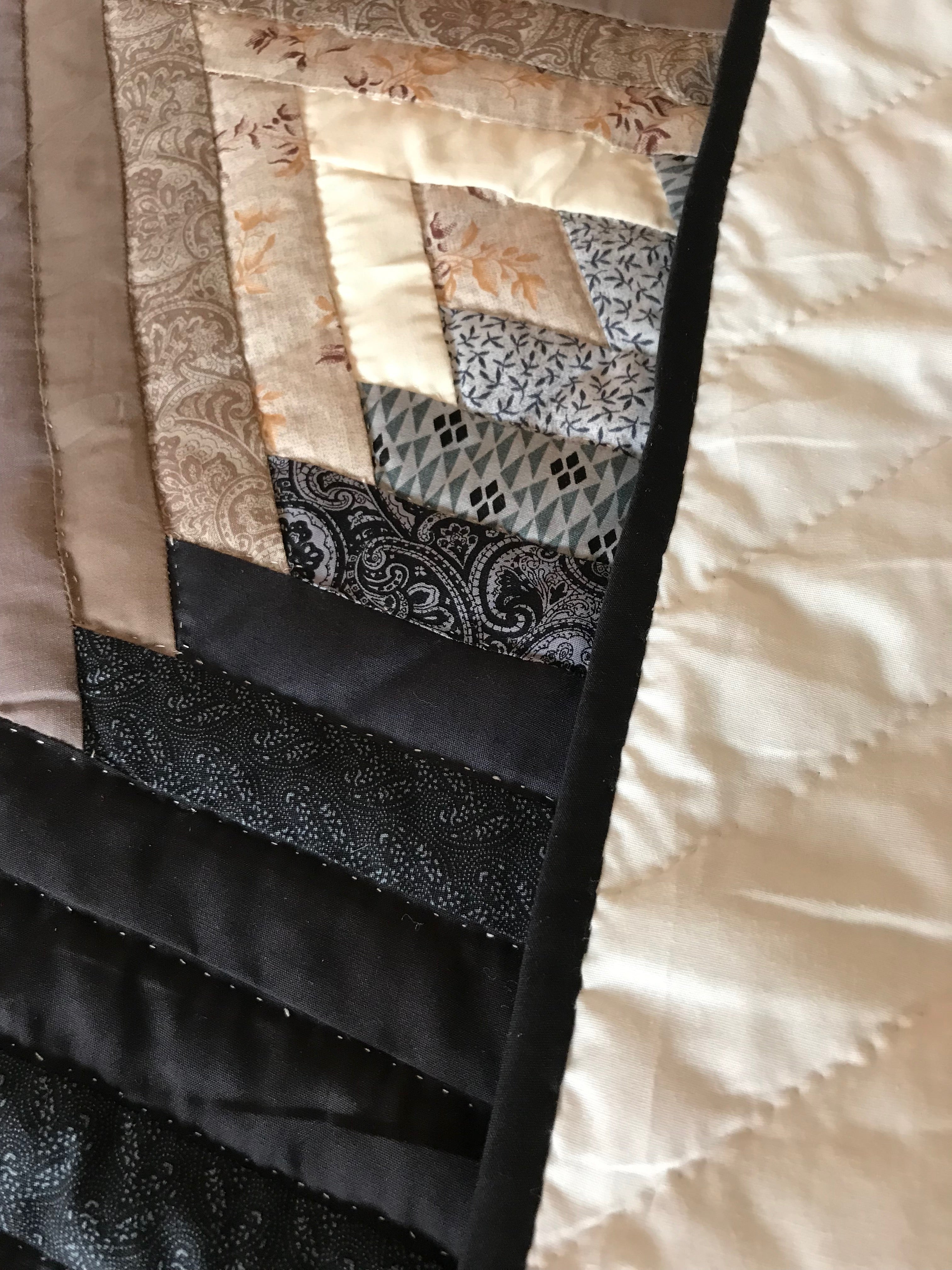 Broken Fan Star Patchwork Amish Quilt 102x114. V130.HMA