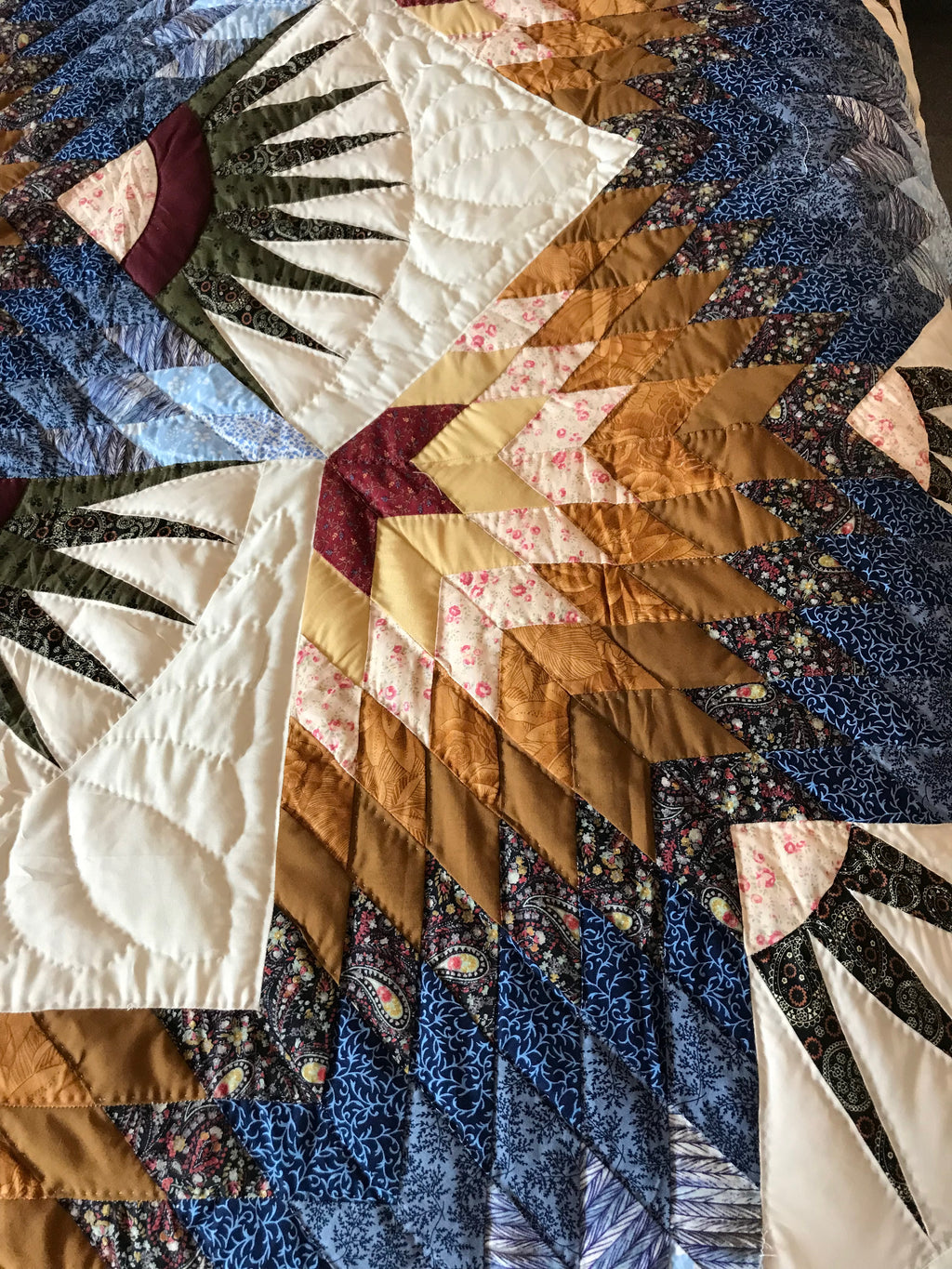 Broken Twinkling Star Amish Patchwork Quilt 99x113. V132.HMA