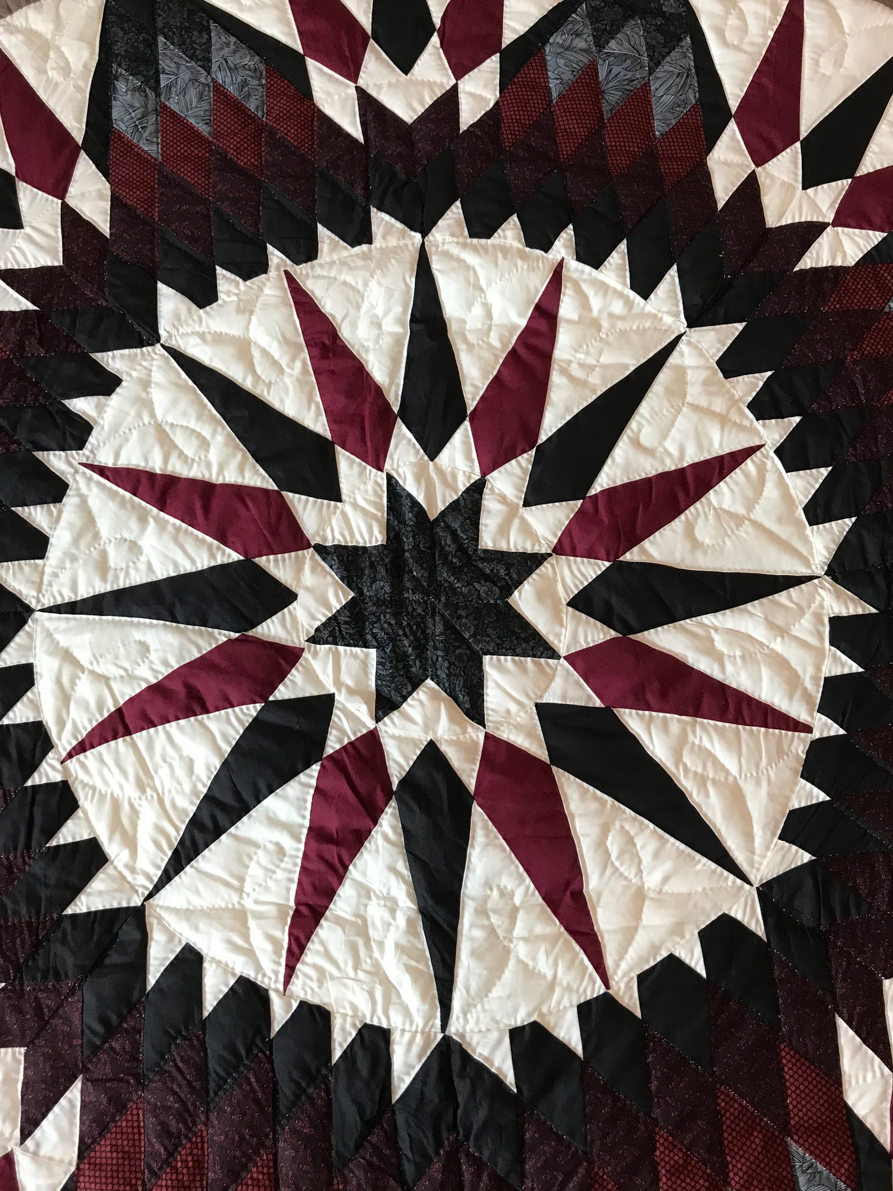 Feathered Compass Star Patchwork Amish Quilt 98x111. V133.HMA