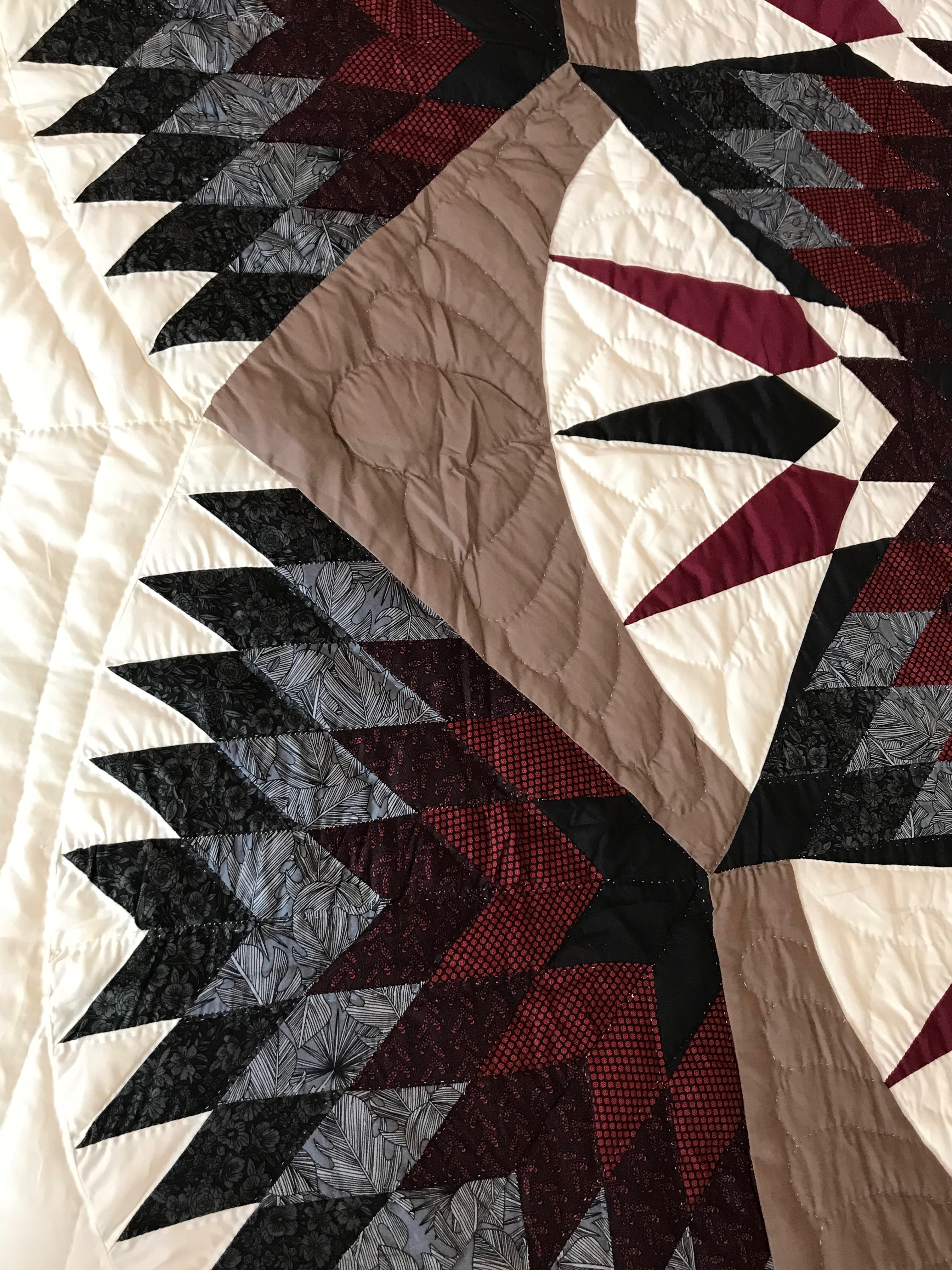 Feathered Compass Star Patchwork Amish Quilt 98x111. V133.HMA