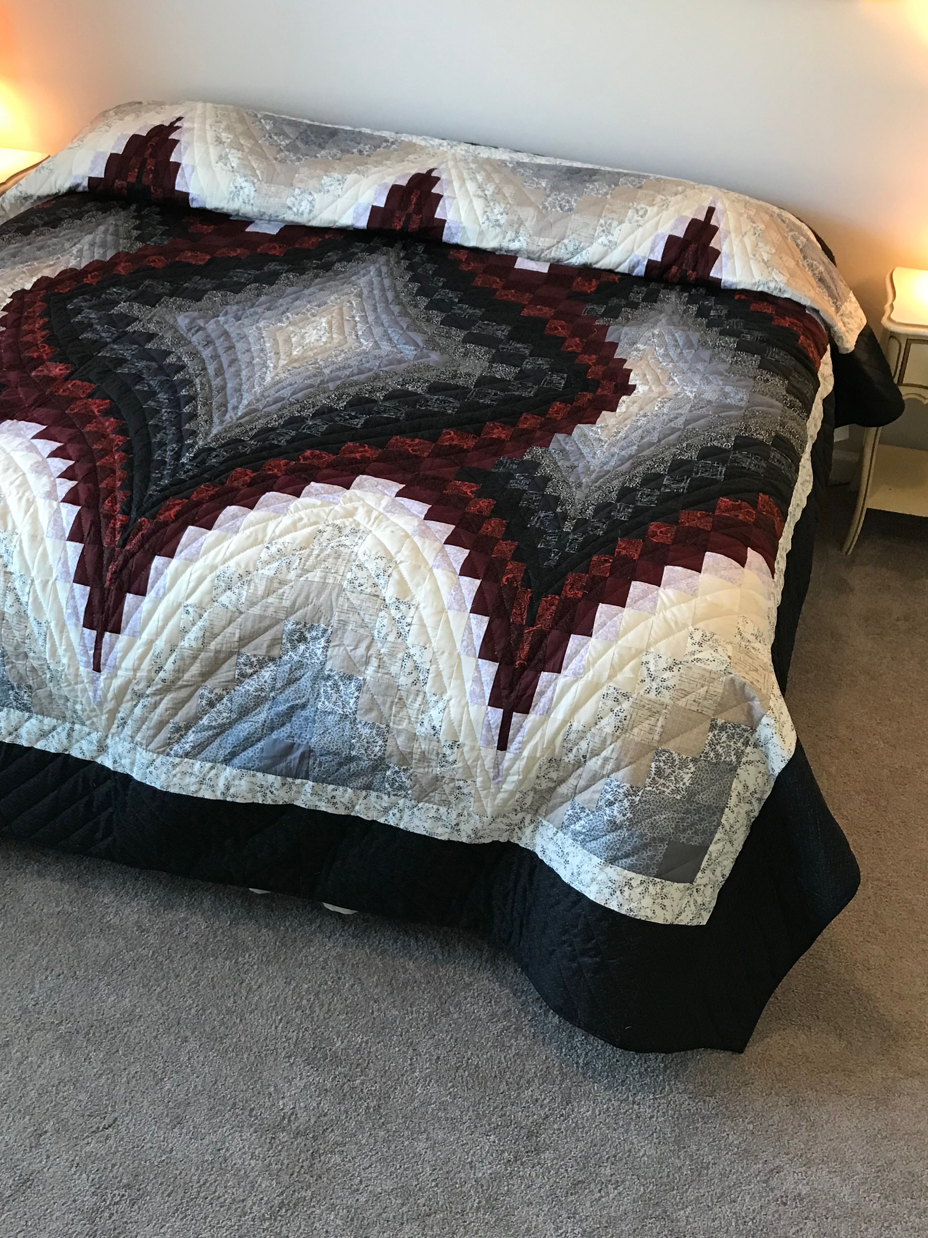 Diamond Reflection Bargello Amish Quilt 101x115. V135.HMA