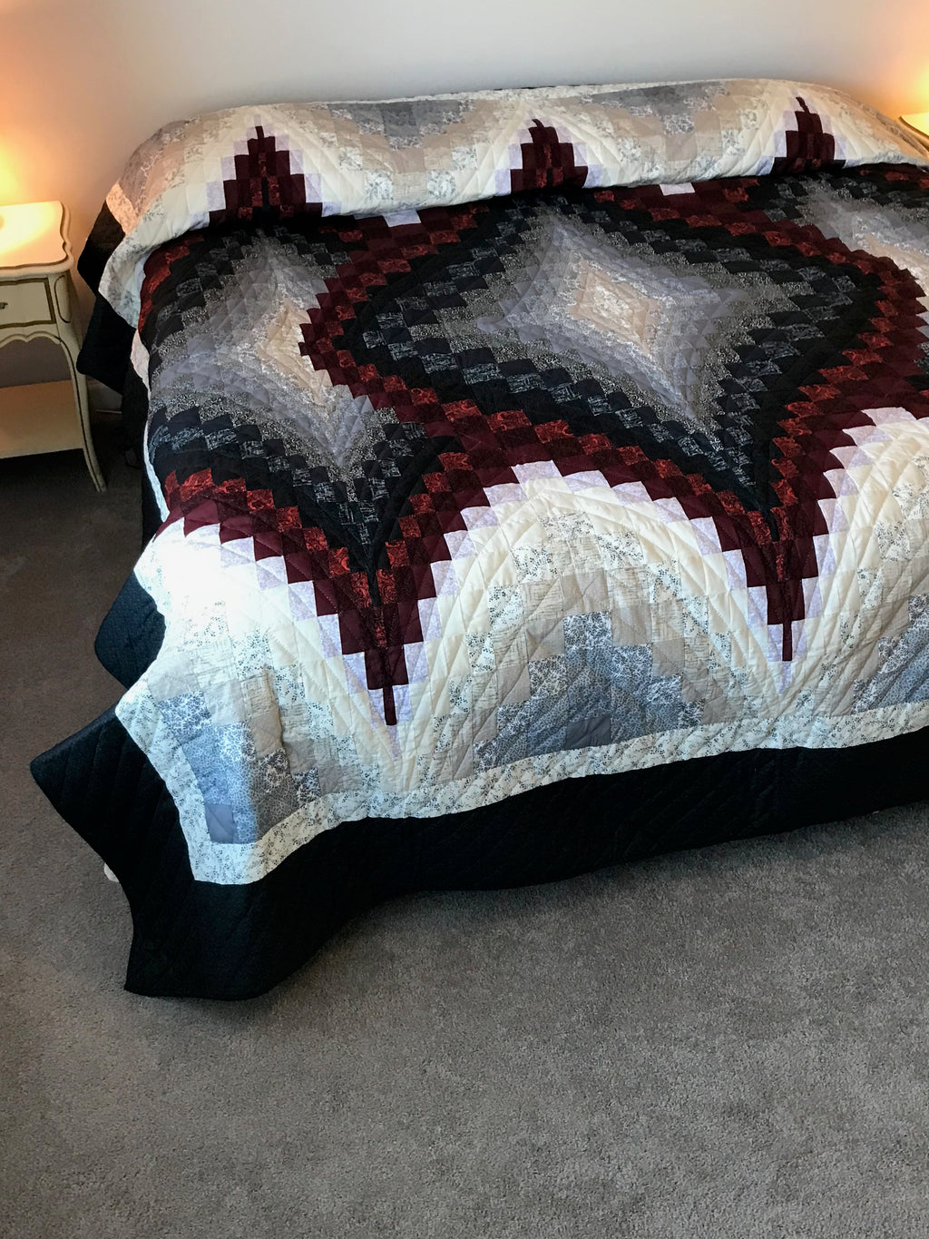 Diamond Reflection Bargello Amish Quilt 101x115. V135.HMA