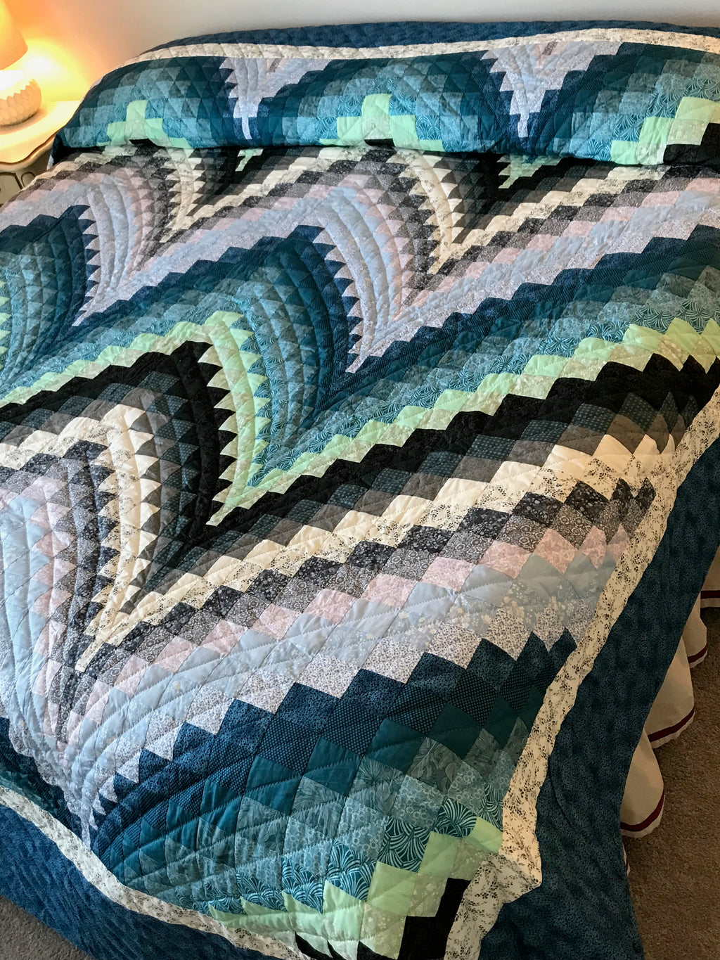 Bargello Patchwork Amish Quilt 100x114
