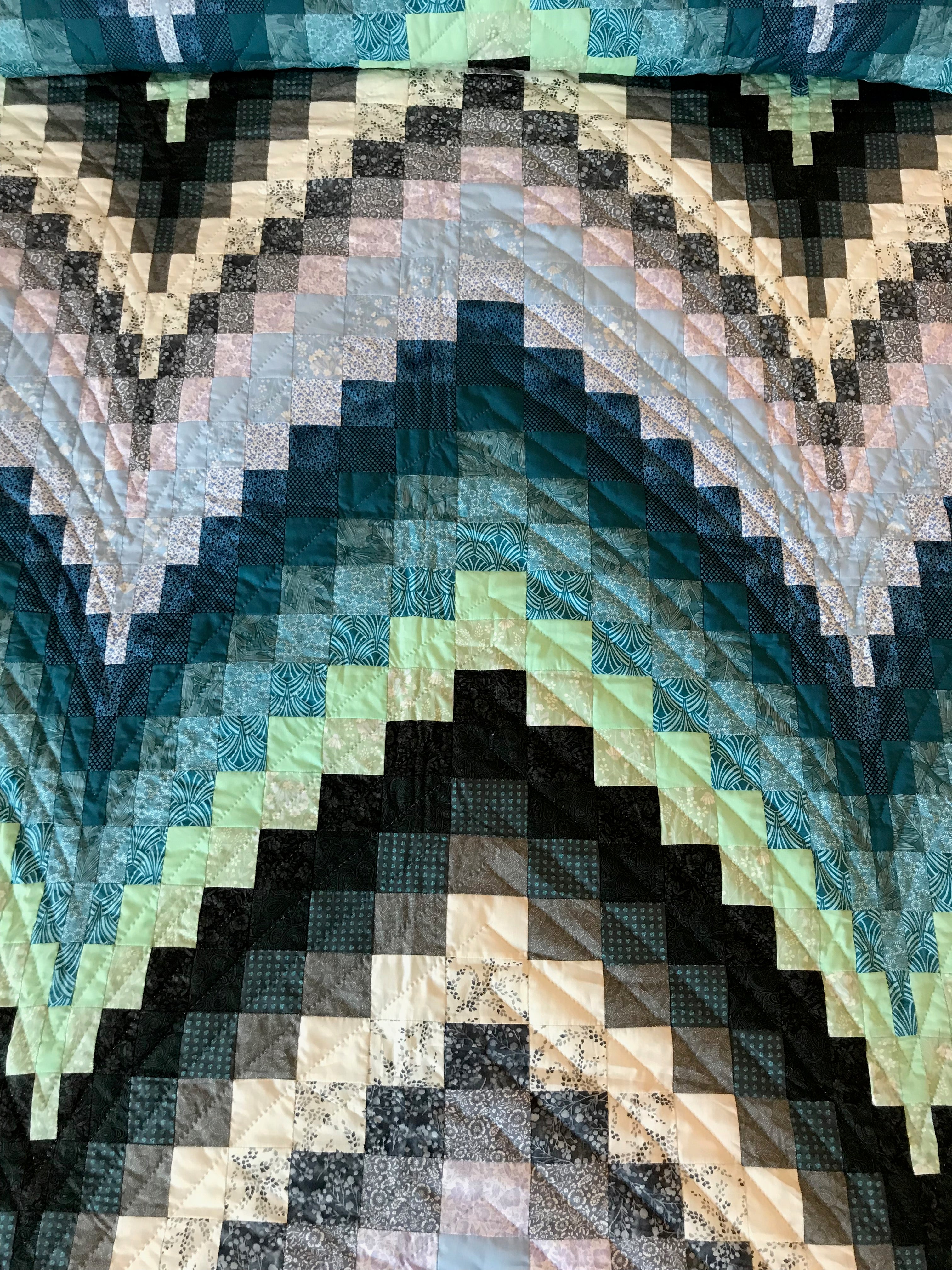 Bargello Patchwork Amish Quilt 100x114