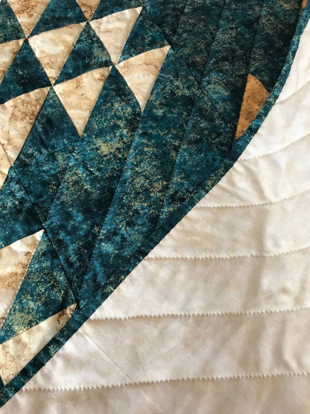 Down the Mountain Road Patchwork Large Amish Quilt 117x117. V143.HMA