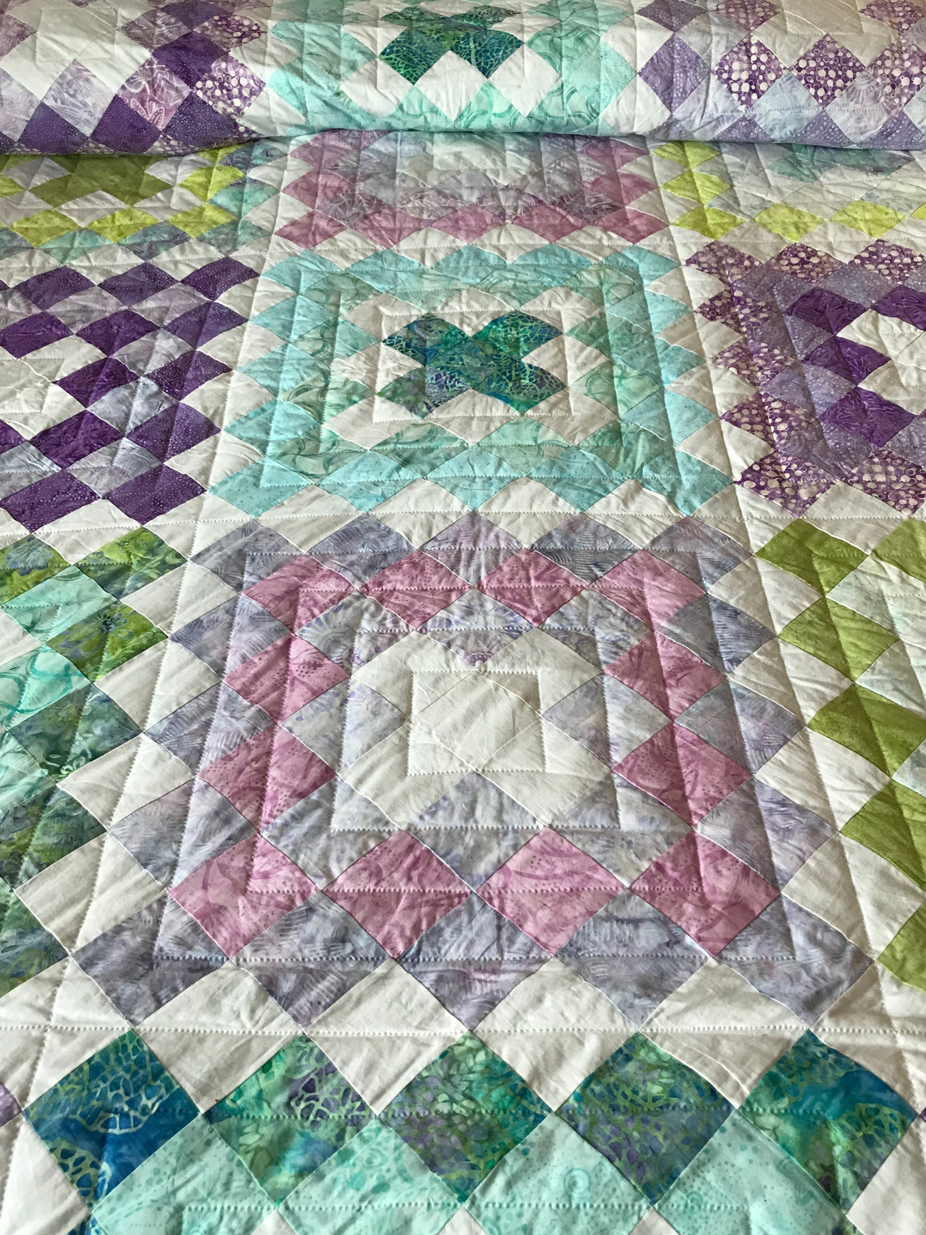 Granny Squares Patchwork Large Amish Quilt 117x120. V144.HMA