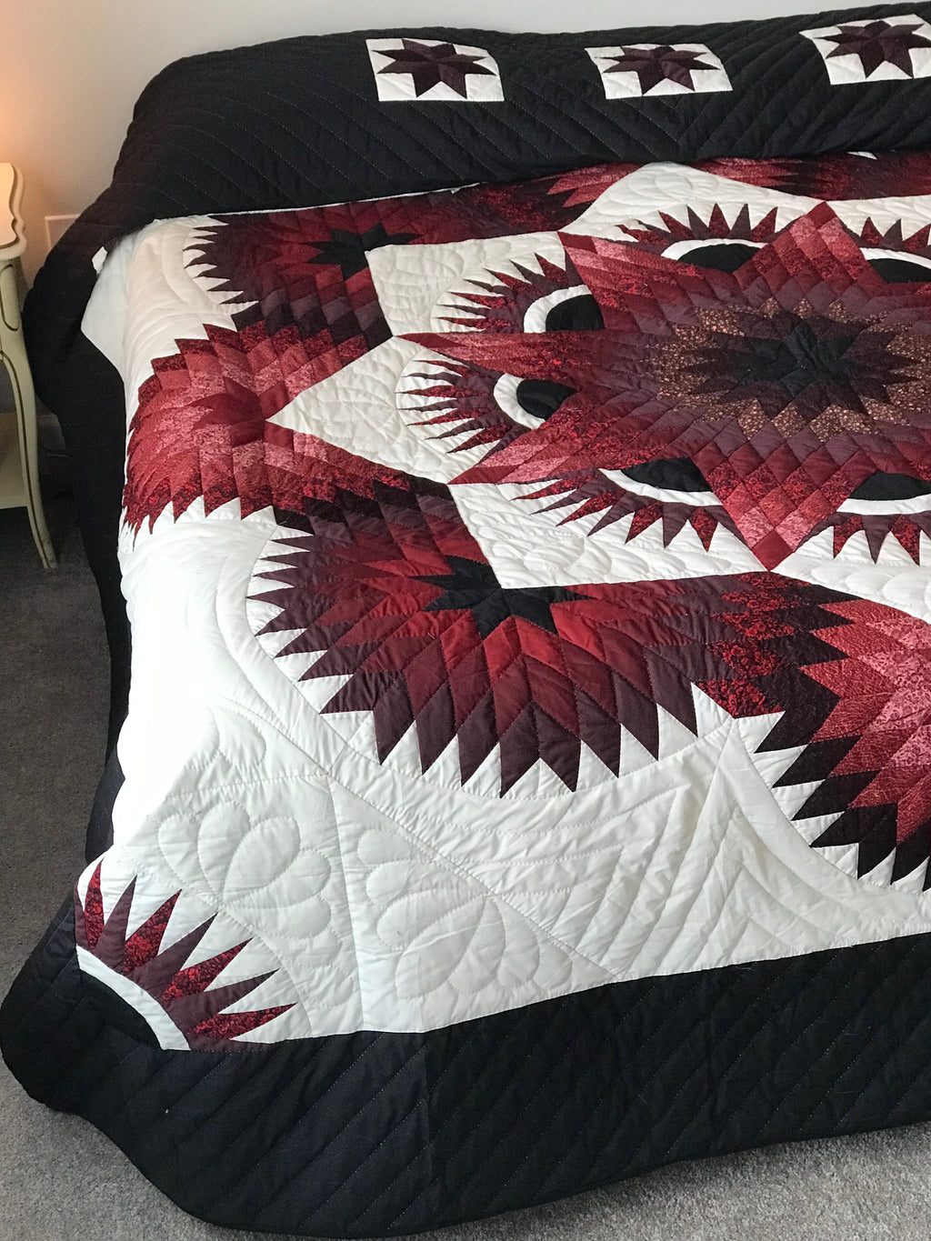 Twinkling Diamond Star Patchwork Quilt 104x117. V145.HMA