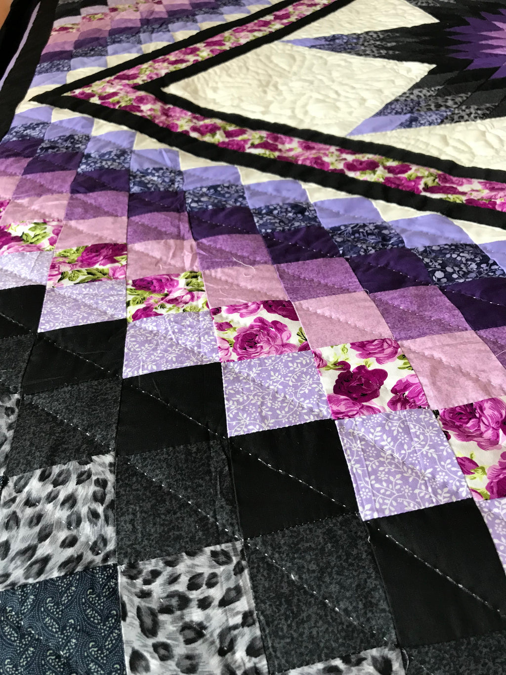 Trip Around Lone Star Large Patchwork Amish Quilt 110x119. V147.HMA