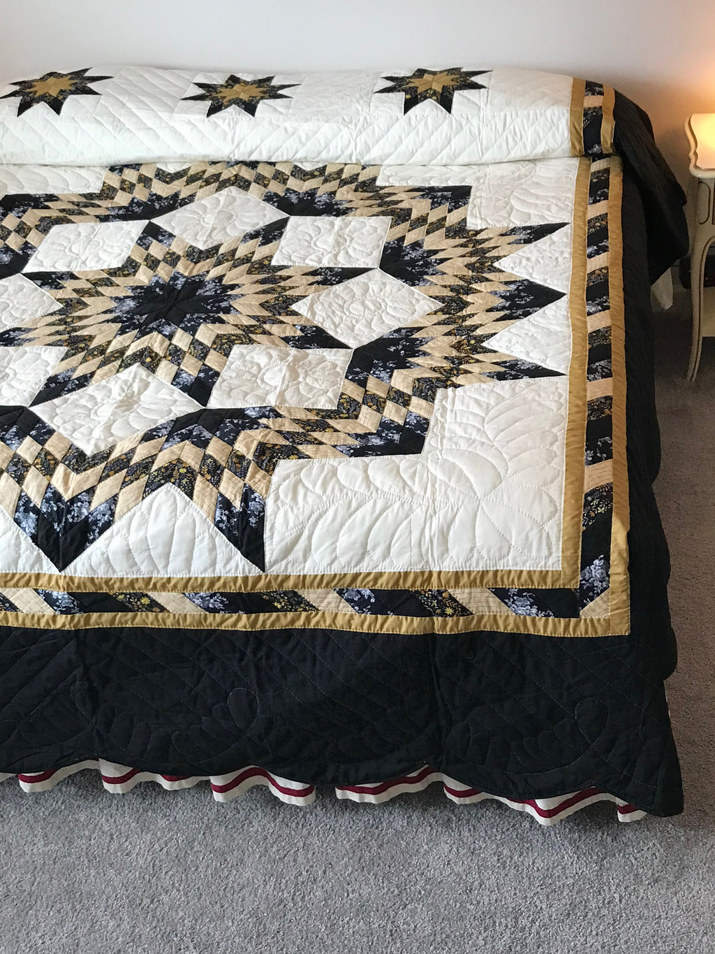 Broken Star Amish Quilt 102x114. V148.HMA