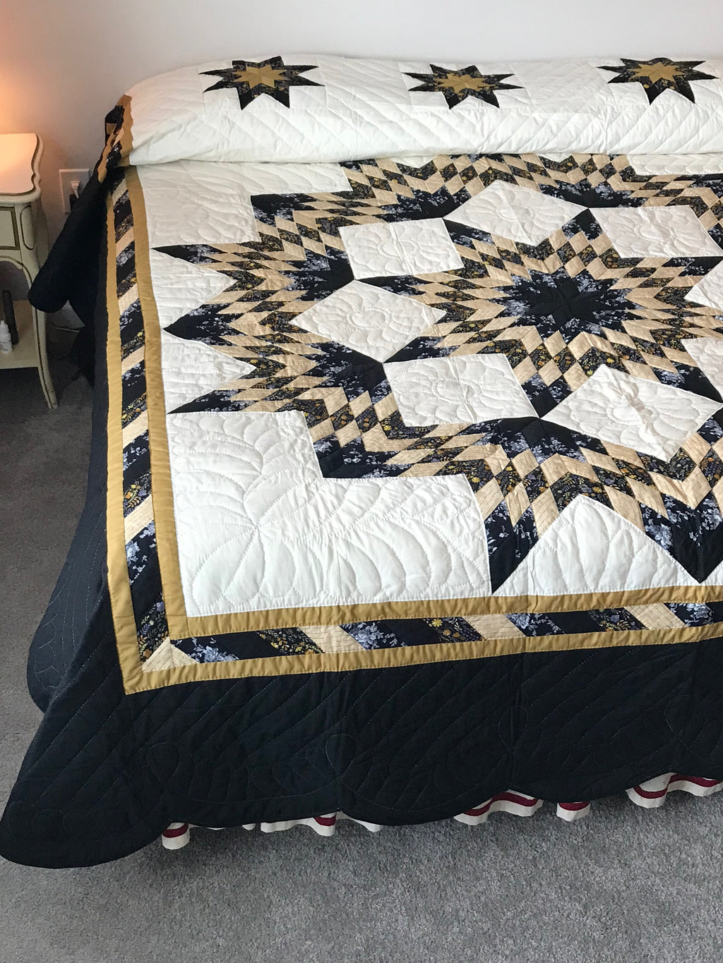 Broken Star Amish Quilt 102x114. V148.HMA