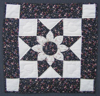 Amish Dahlia Star Wall Hanging Quilt
