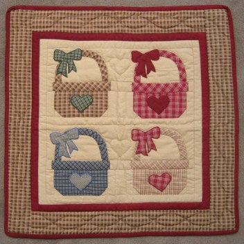 Amish Baskets Patchwork Wall Hanging Quilt