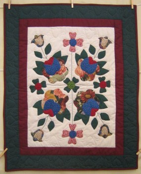 Flower Garden Amish Quilt Wall Hanging