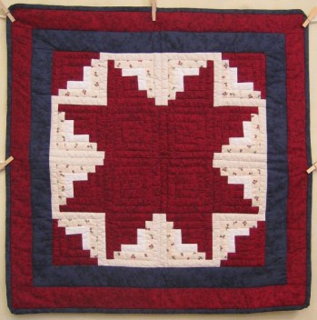 Amish Log Cabin Wall Hanging Quilt