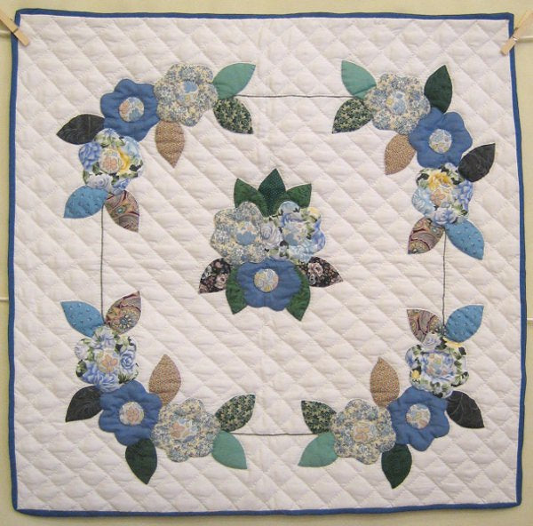 Amish Flower Applique Wall Hanging Quilt