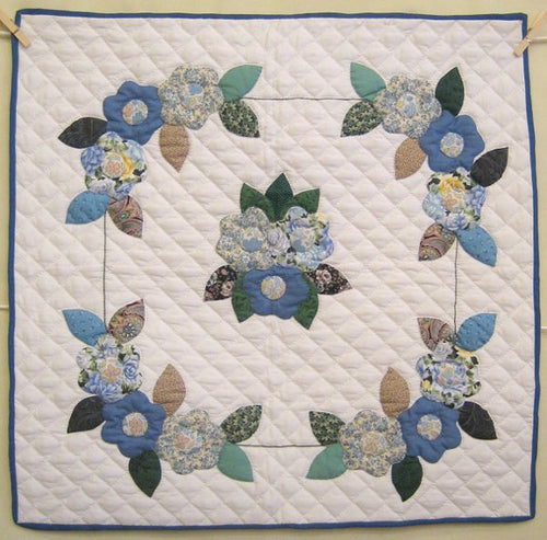 Amish Flower Applique Wall Hanging Quilt