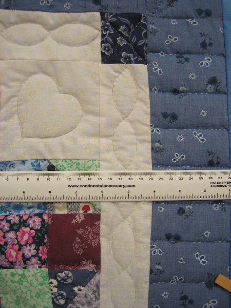 Patchwork Hearts Amish Quilt Wallhanging