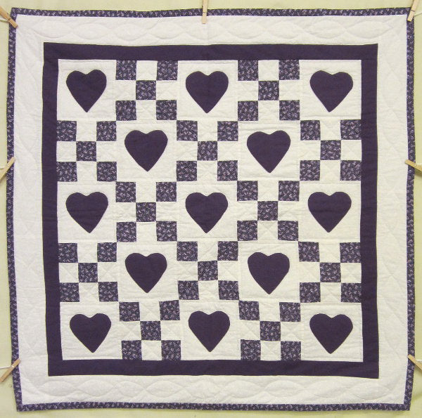 Amish Irish Heart Patchwork Wall Hanging Quilt