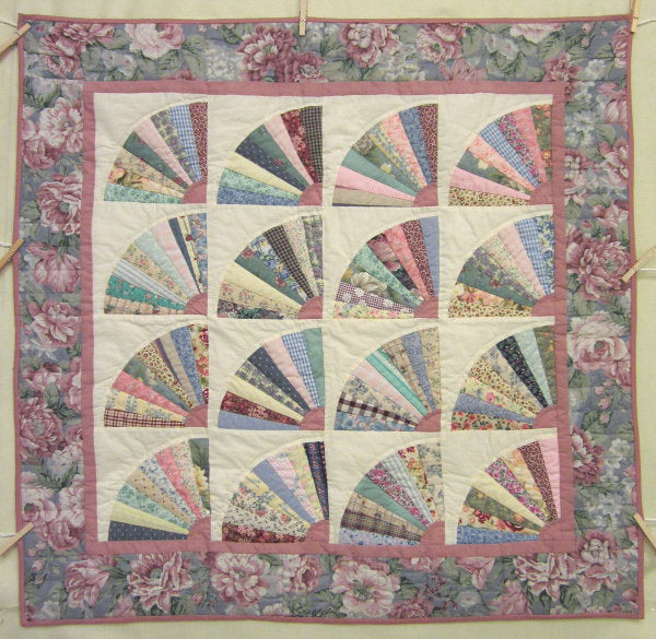 Amish Grandmas Fan Patchwork Wall Hanging Quilt