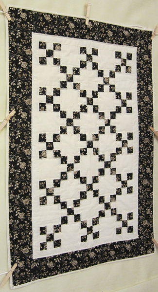 Amish Nine Patch Wall Hanging Quilt