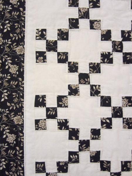 Amish Nine Patch Wall Hanging Quilt