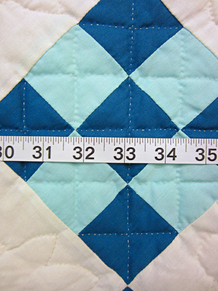 Amish Nine Patch Patchwork Wall Hanging Quilt