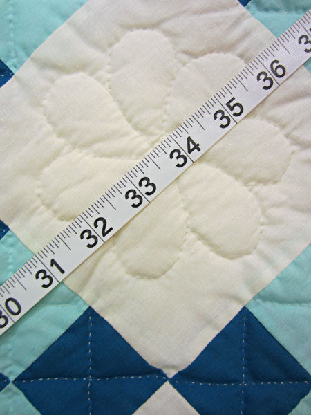 Amish Nine Patch Patchwork Wall Hanging Quilt