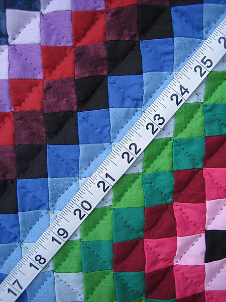 Central Diamond Amish Small Quilt Wallhanging