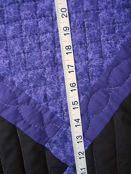 Central Diamond Amish Sparkle Small Quilt Wallhanging