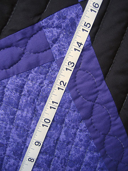 Central Diamond Amish Sparkle Small Quilt Wallhanging