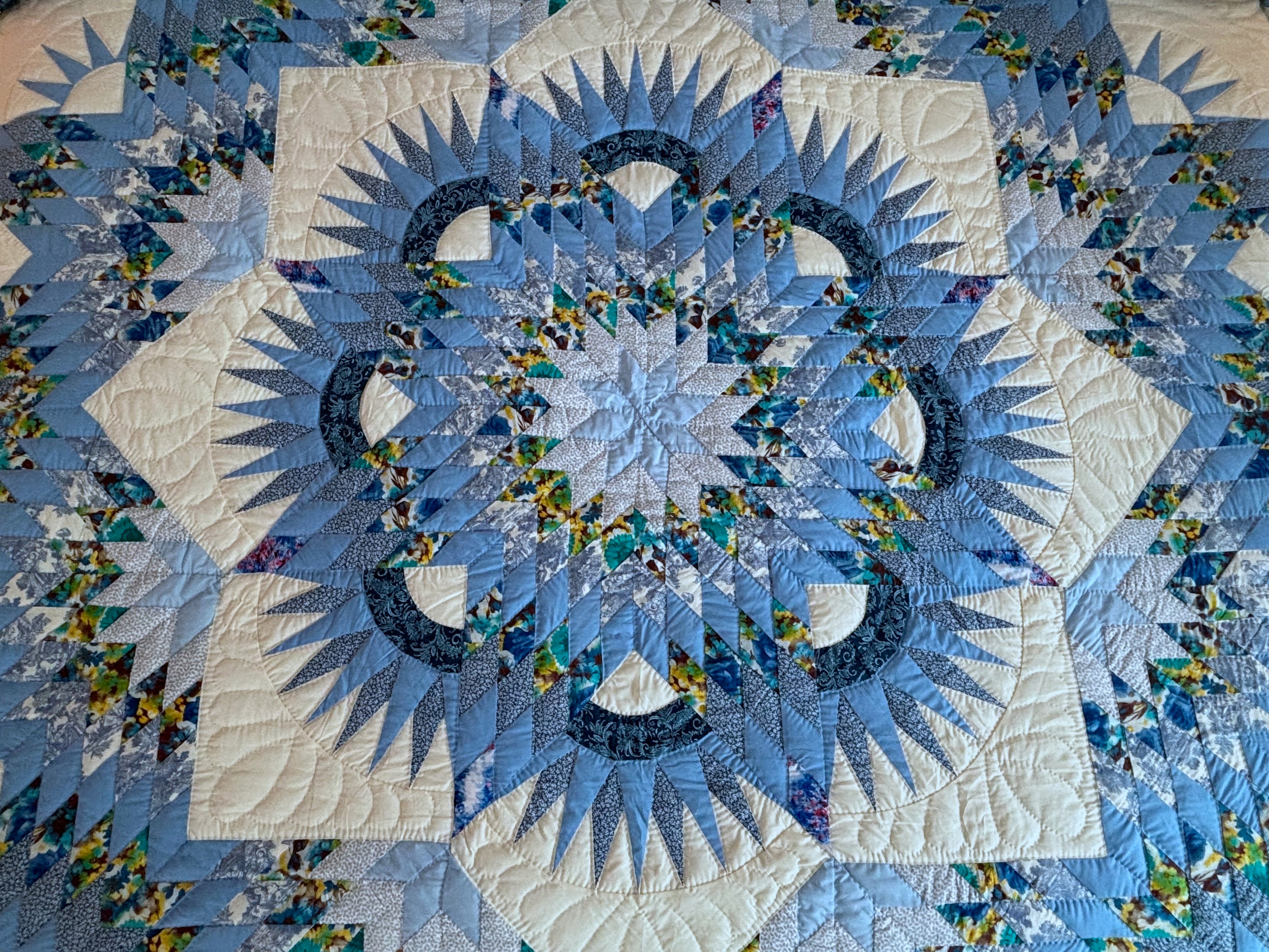 Elegant Broken Twinkling Star