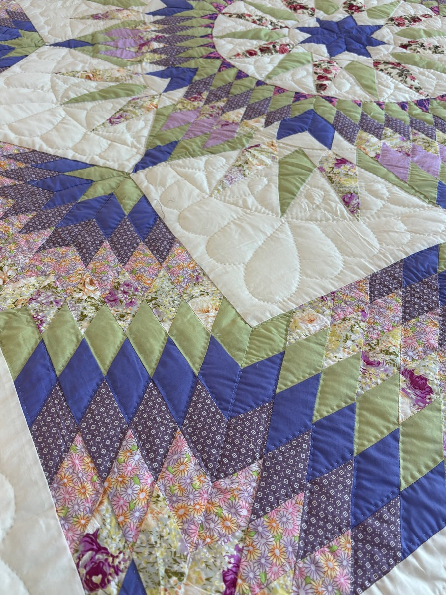 Central Split Compass Star Patchwork