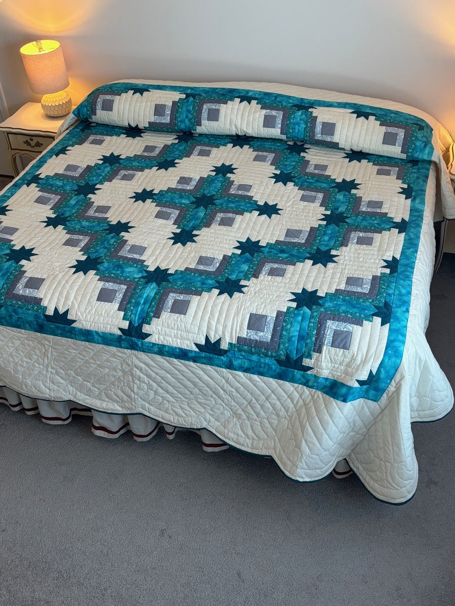 Log Cabin Star at Sea Patchwork