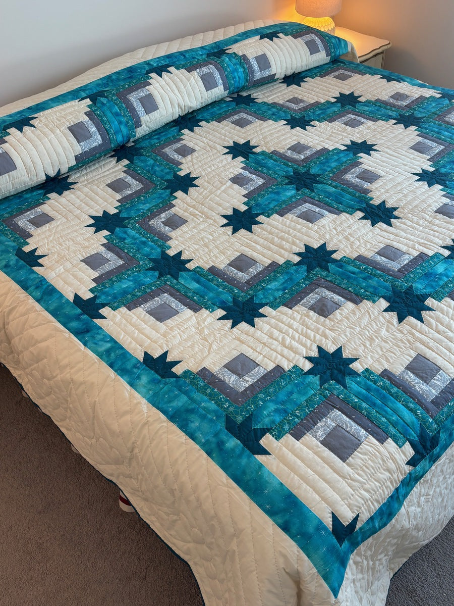 Log Cabin Star at Sea Patchwork