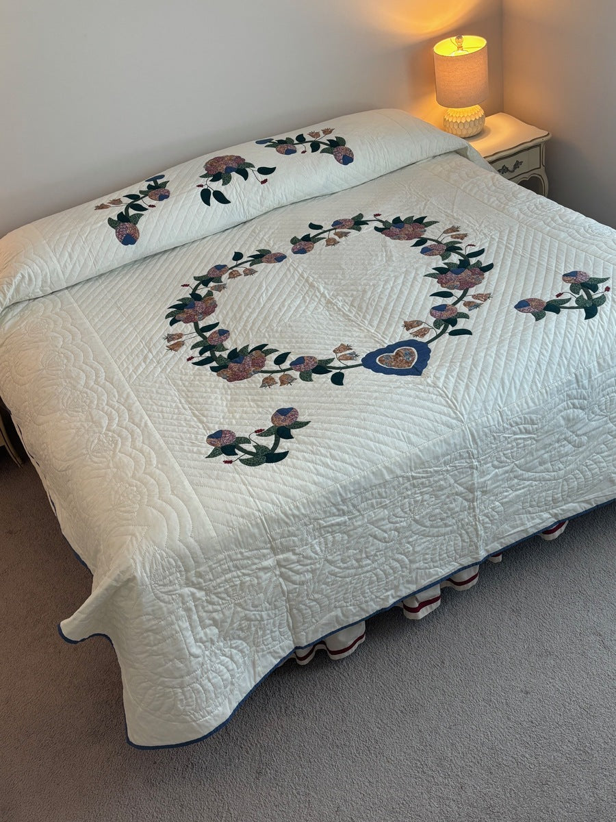 Heart of Roses Applique