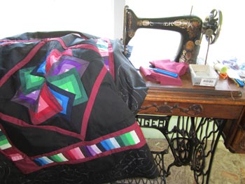 Dutch Spinning Star Amish Quilt